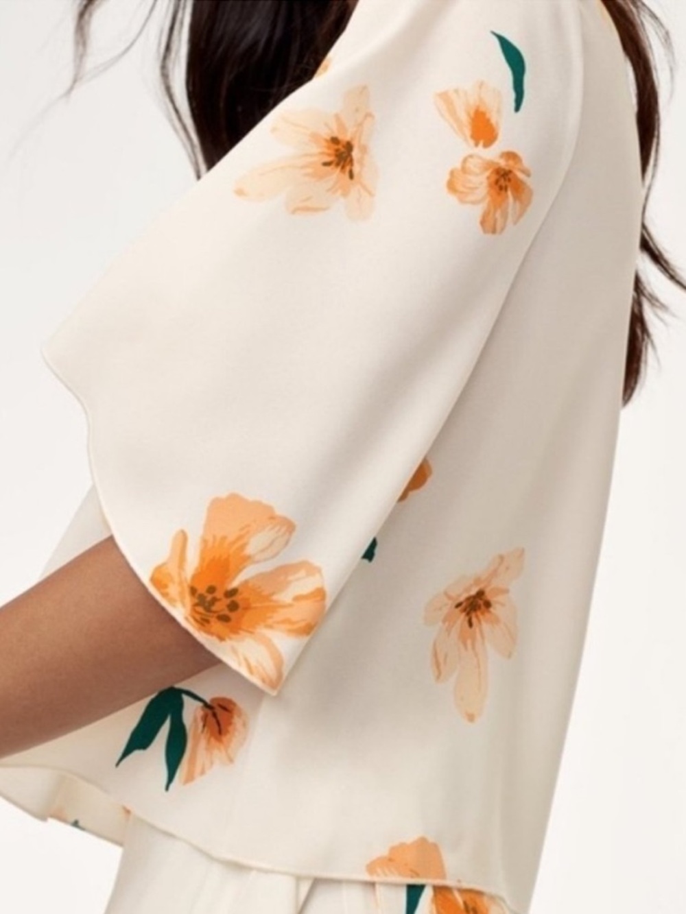 Aritzia Wilfred Cambrai Blouse w/ Flutter-Sleeve